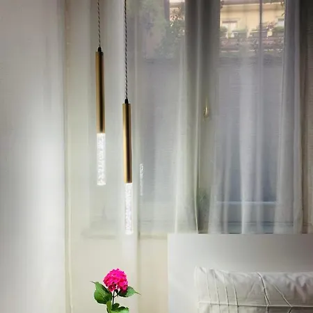 Cozy Center Апартаменти Бергамо