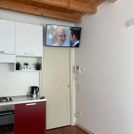 Cozy Center Lägenhet Bergamo