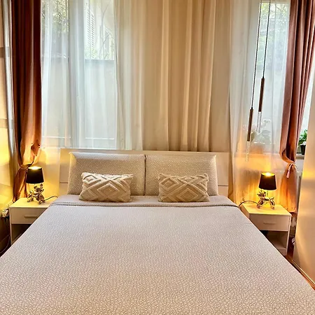 Cozy Center Апартаменти *