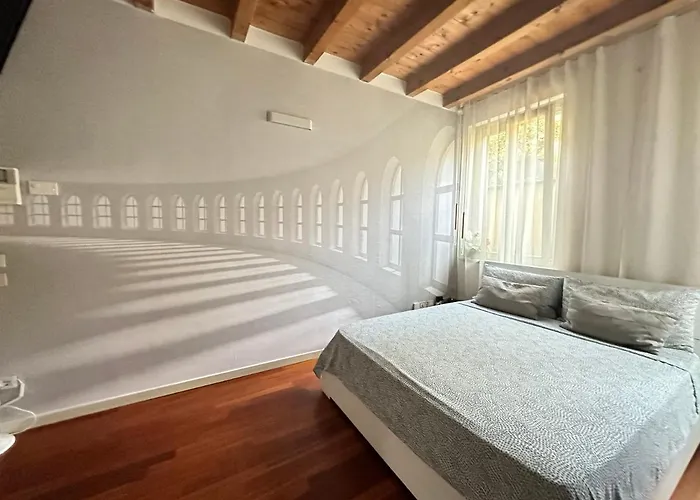 Lb - Cozy Center Apartment